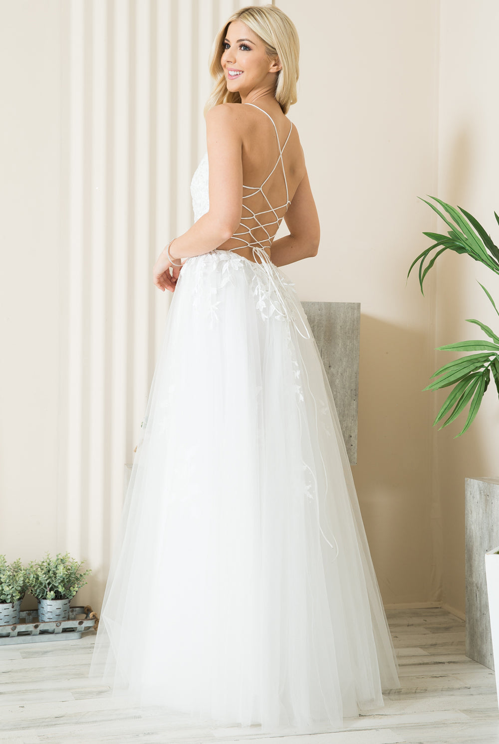 Embroidered Bodice Open Back Slit Long Prom Dress AC7007-Prom Dress-smcfashion.com