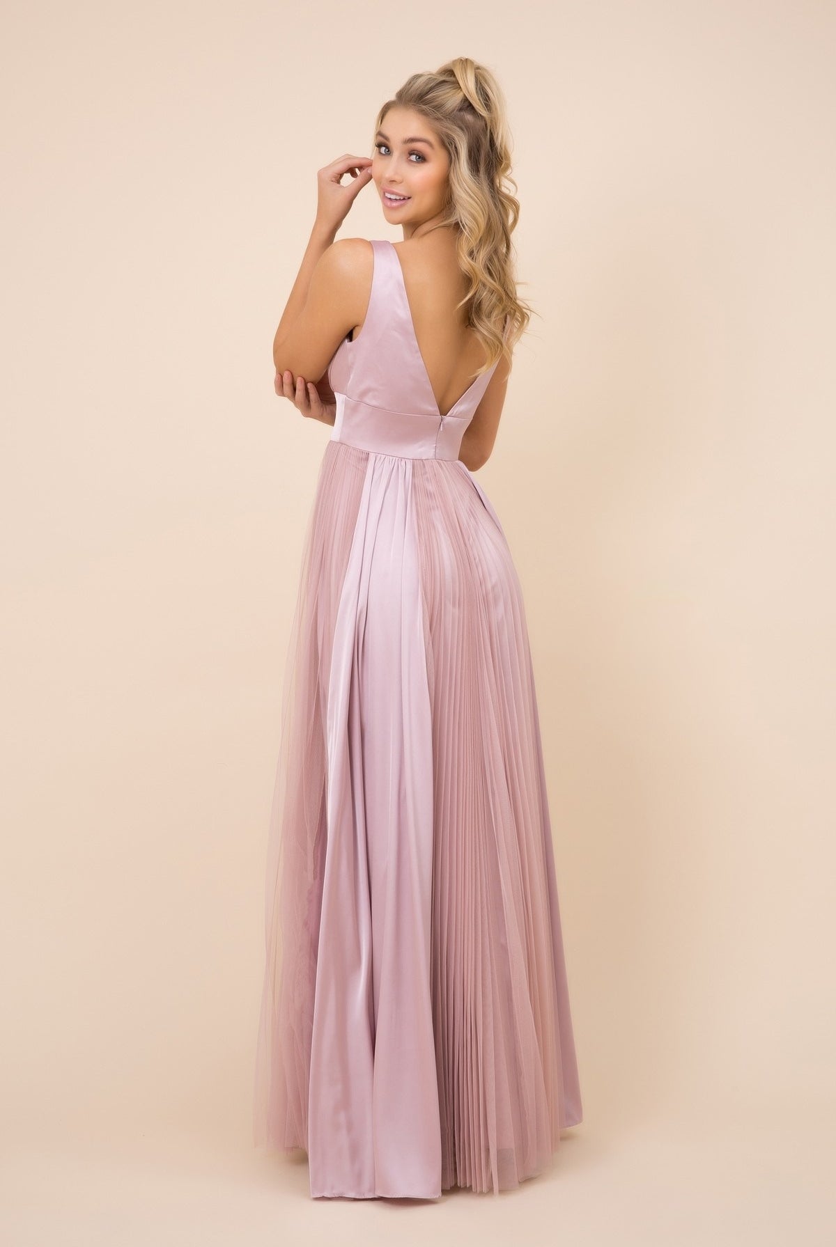 Sleeveless Pleated Open V-Back Long Bridesmaid Dress NXL340-Bridesmaid Dress-smcfashion.com