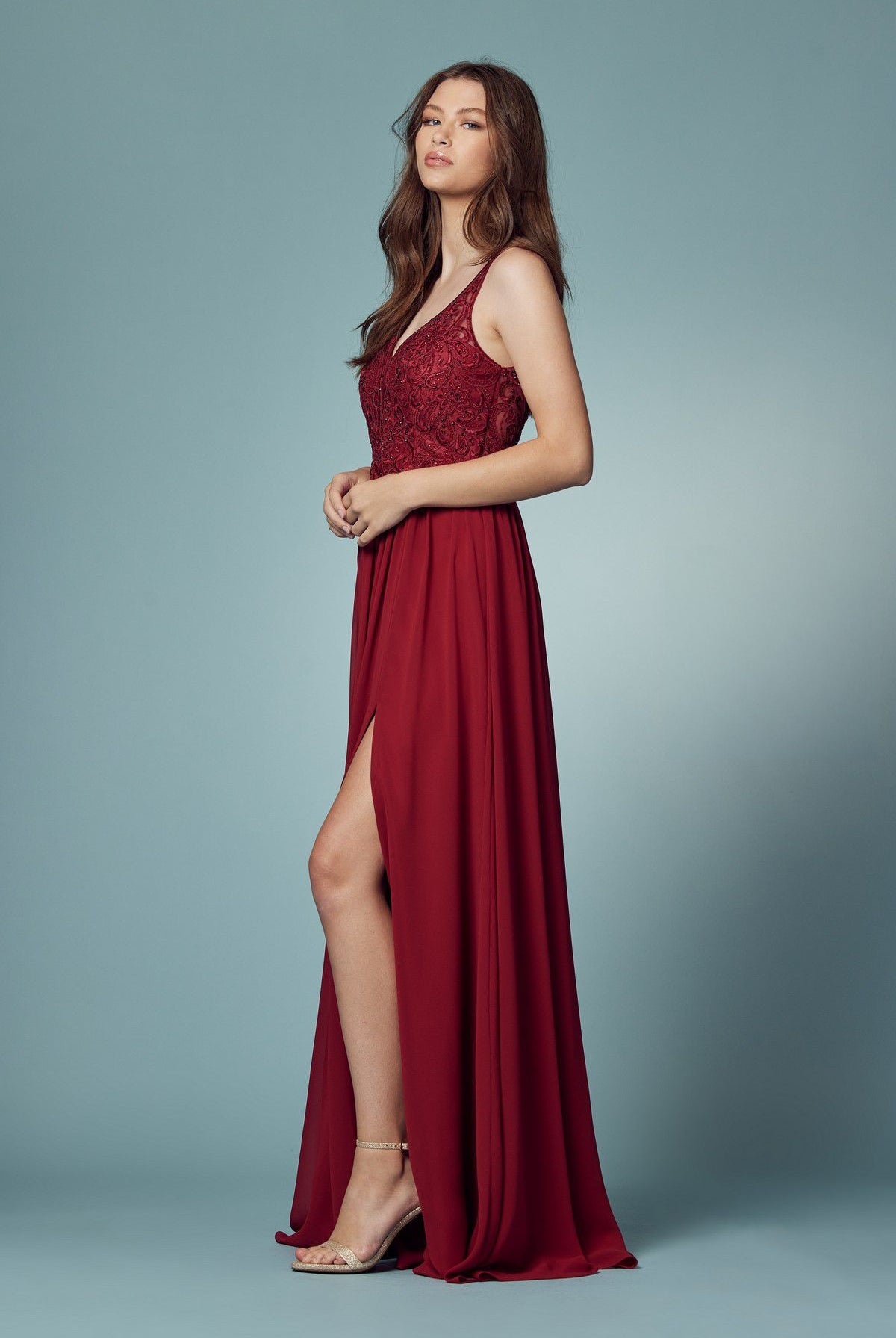 Embroidered Bodice Illusion V-Neck Side Slit Long Bridesmaid Dress NXY299-Bridesmaid Dress-smcfashion.com