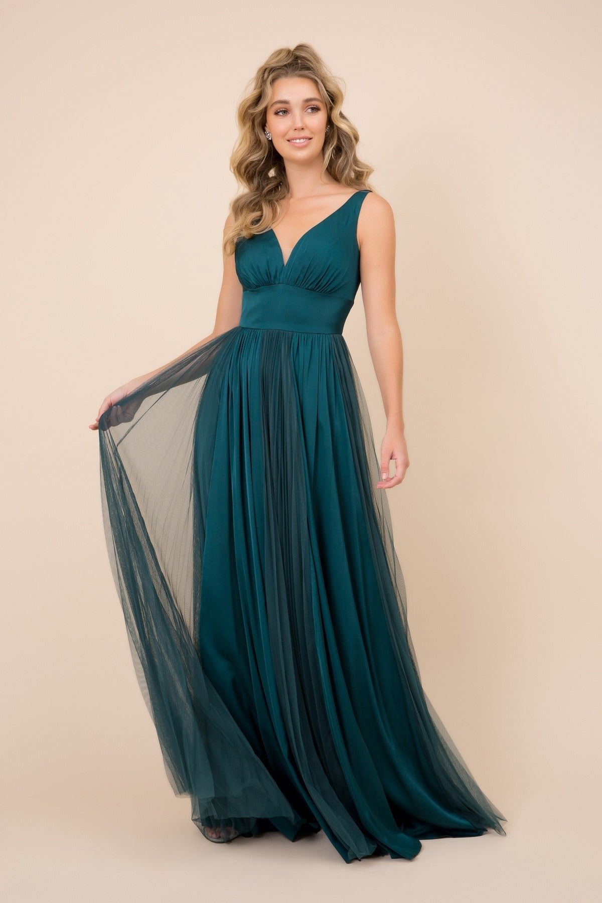 Sleeveless Pleated Open V-Back Long Bridesmaid Dress NXL340-Bridesmaid Dress-smcfashion.com