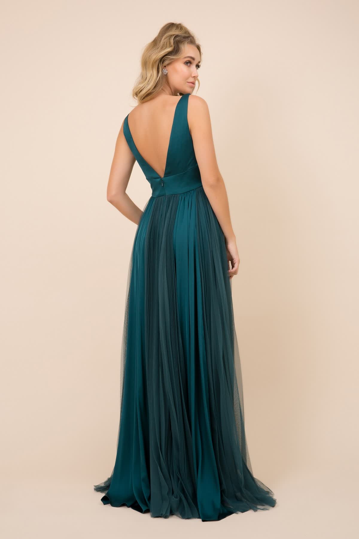 Sleeveless Pleated Open V-Back Long Bridesmaid Dress NXL340-Bridesmaid Dress-smcfashion.com