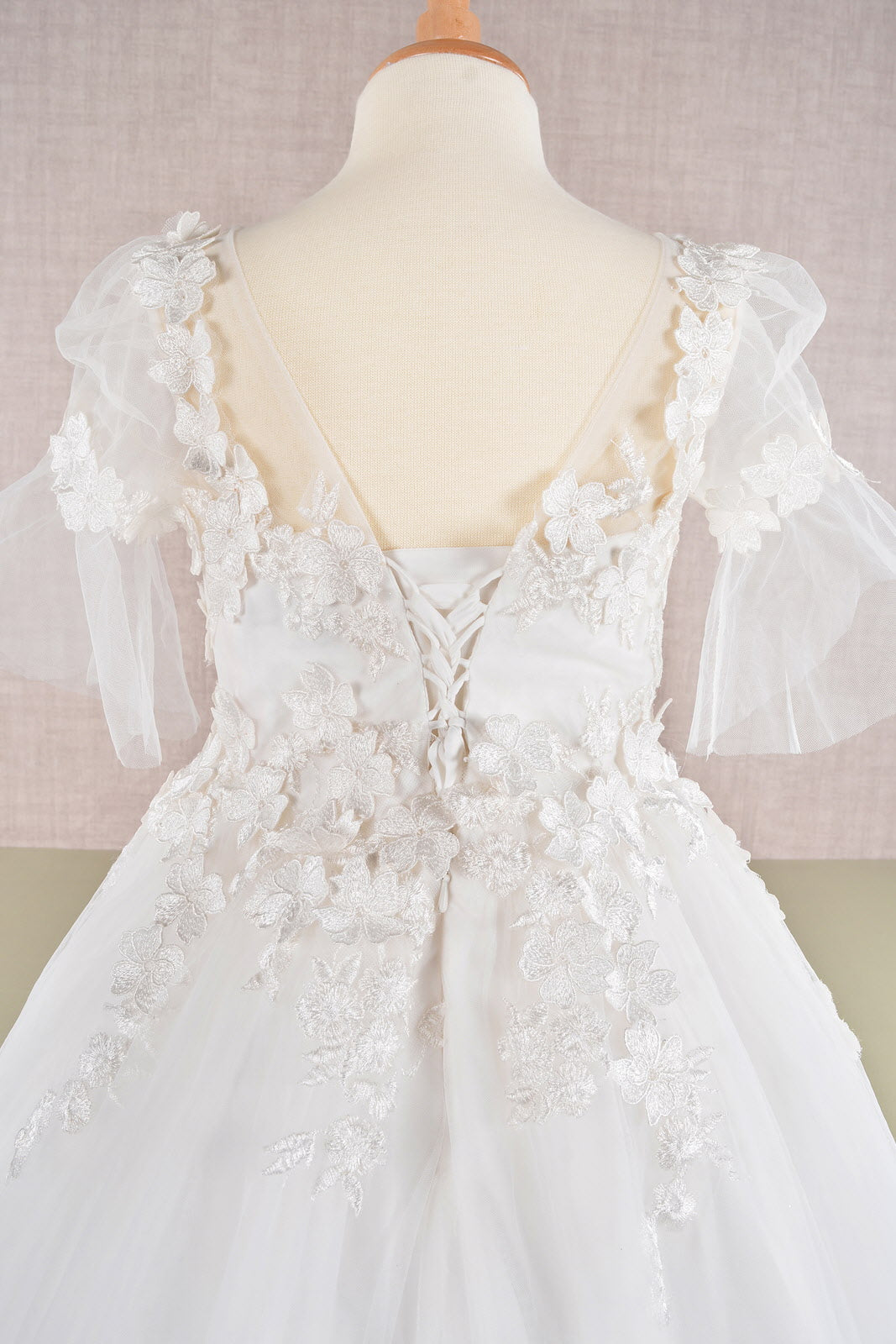 3D Floral Applique Mesh Kids Dress with Long Back Hem GLGK107-KIDS-smcfashion.com