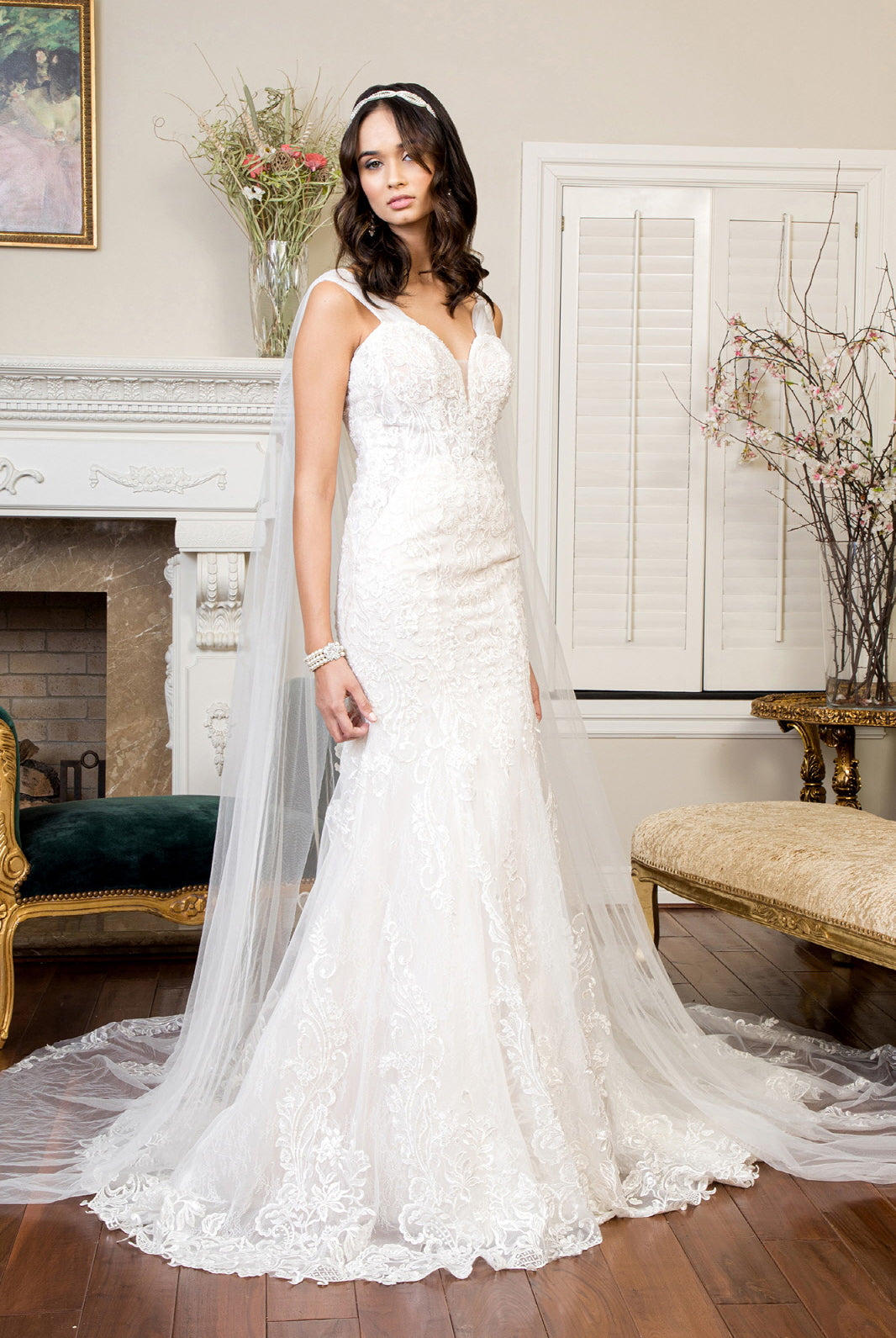 Embroidered V-Neck Mermaid Wedding Gown Detachable Cape - Mask Not Included GLGL1935-WEDDING GOWNS-smcfashion.com