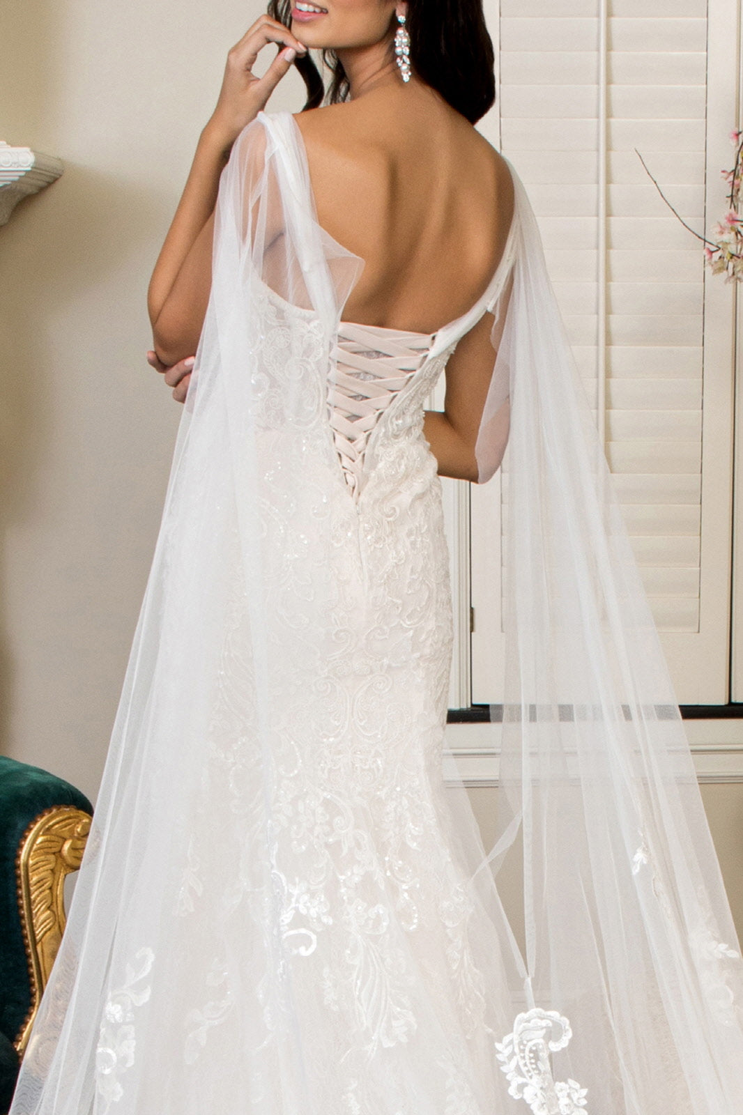 Embroidered V-Neck Mermaid Wedding Gown Detachable Cape - Mask Not Included GLGL1935-WEDDING GOWNS-smcfashion.com