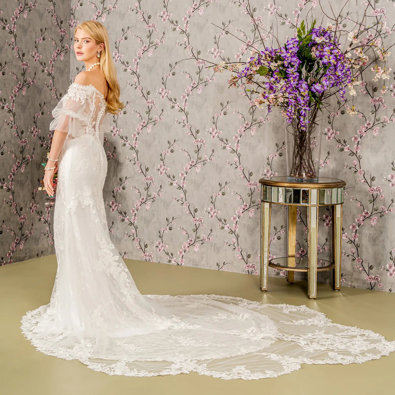 Floral embroidery bead sheer sleeves mesh mermaid wedding gown GLGL3479 smcfashion.com Floral embroidery bead sheer sleeves mesh mermaid wedding gown GLGL3479 smcfashion.com